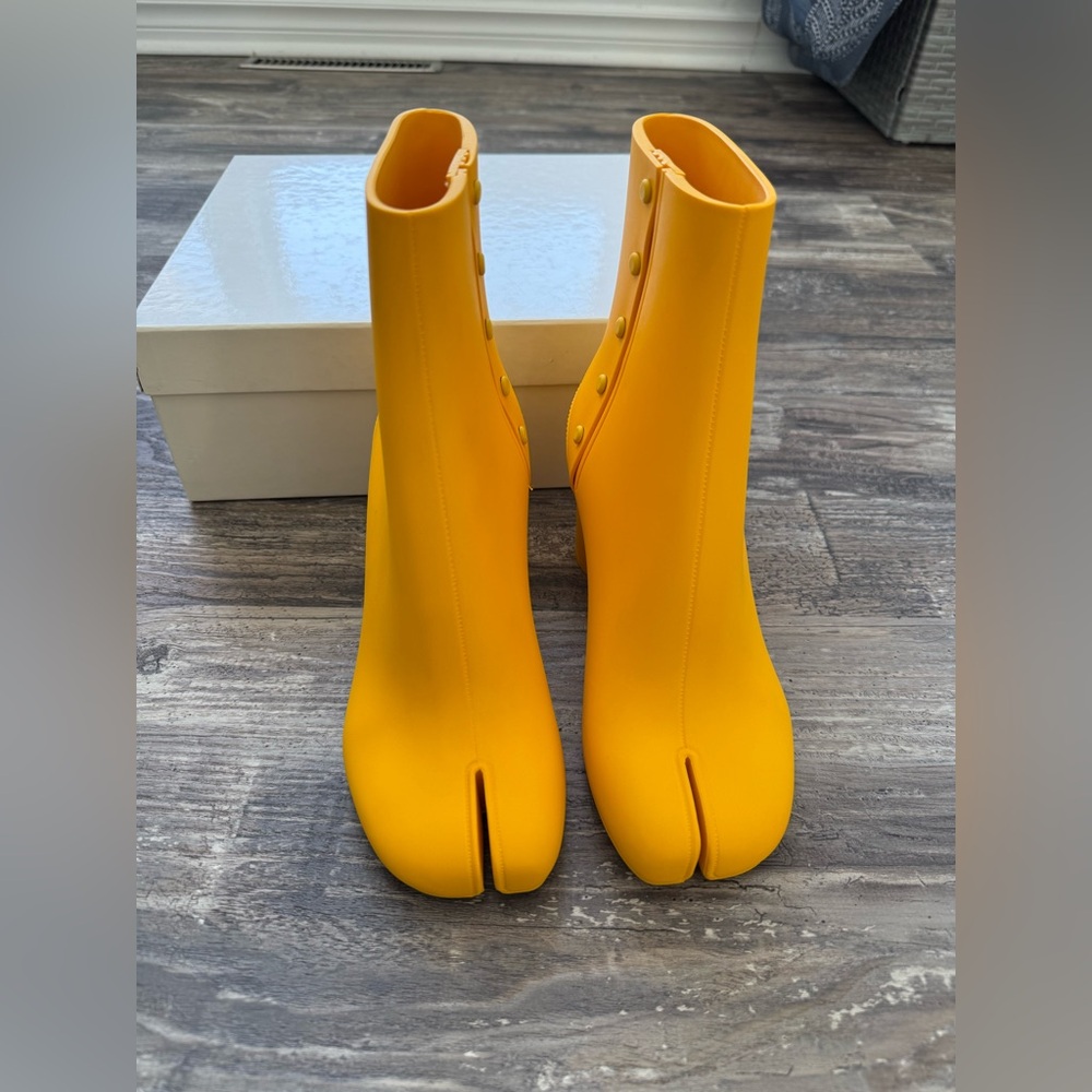 NWT - Maison Margiela Rubber tabi Boots - Picture 2 of 8